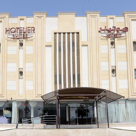 Hotelier Suites Riyadh Exteriör bild