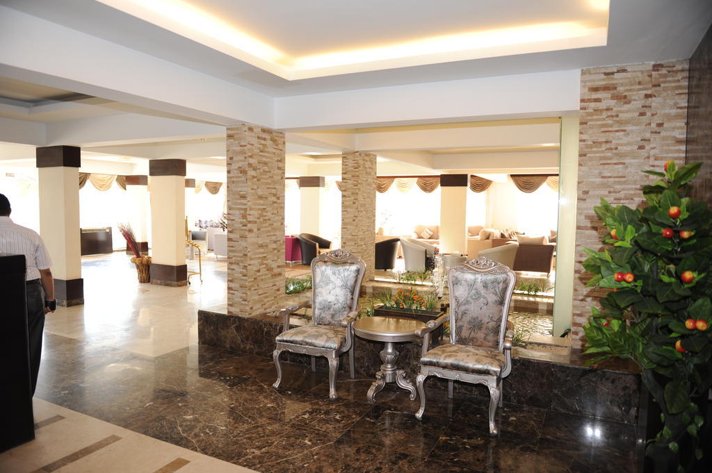 Hotelier Suites Riyadh Exteriör bild